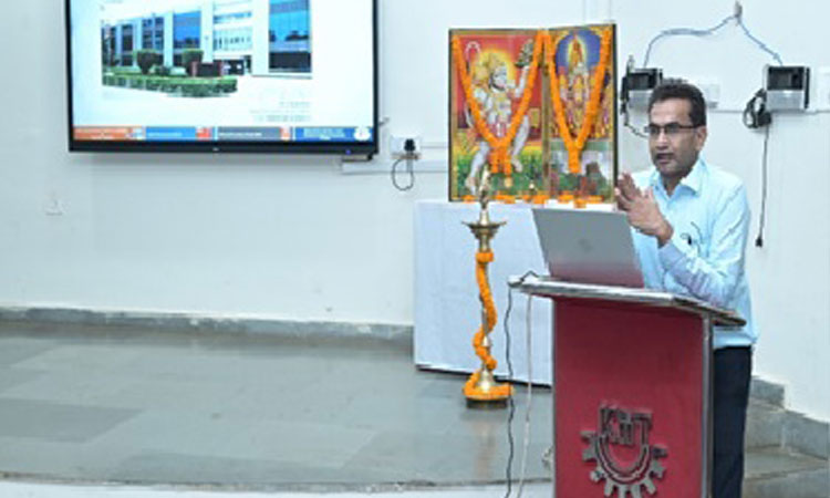 KIIT School of Pharmacy Organizes Guest Lecture on “Concept and Best Practices of Pharmacovigilance and Materiovigilance Programme of India”