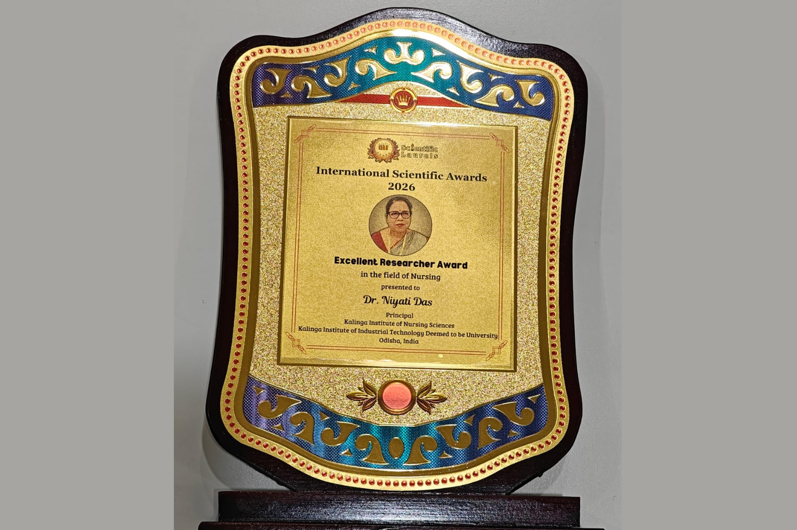 Principal Wins Excellent Researcher Award (2)